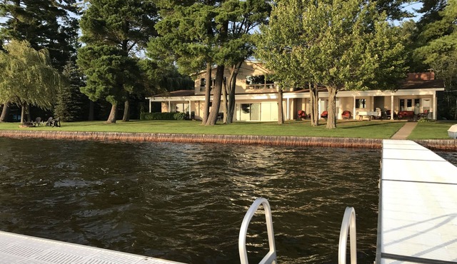 Executive 4600 sq. ft. Lakefront Estate on Lake Mitchell in Cadillac, Michigan in Cadillac