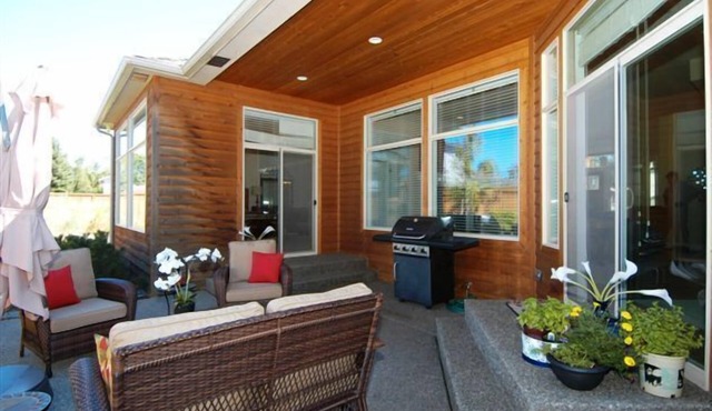 Executive Home in Hayden Lake Country Club Estates Discounts for 7+ & 28+ nights