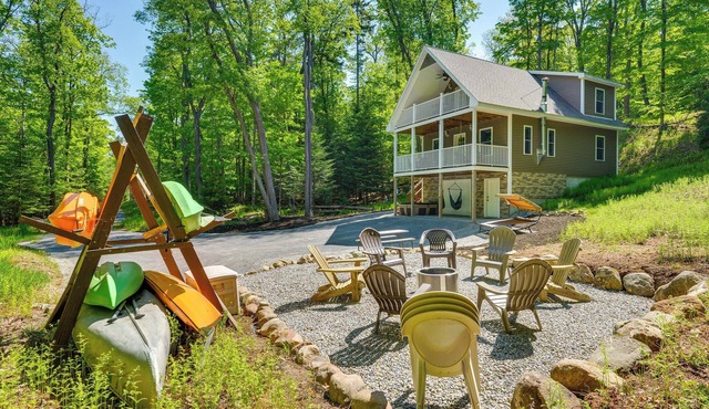 Game Room & Hot Tub: Old Forge Home! in Old Forge
