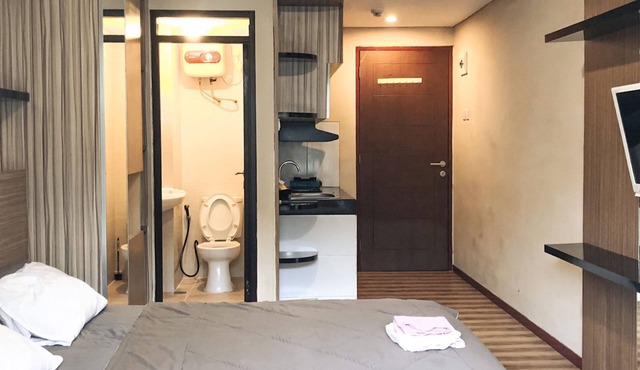 Gateway Pasteur Apartment by Secret Rooms Studio 10 in Jawa Barat