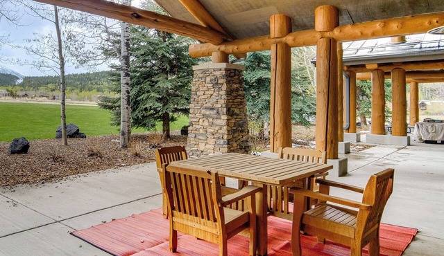Gateway to the Teton Valley! Luxe Mtn Condo