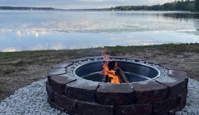 Gaylord-Otsego Fall- 2026. Rent 2 nights- 2 nights free. in Gaylord