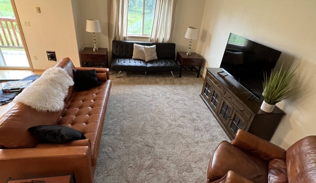 Gina’s 5th Avenue has the comforts of home.