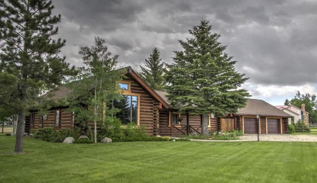 Grizzly Peak Cabin