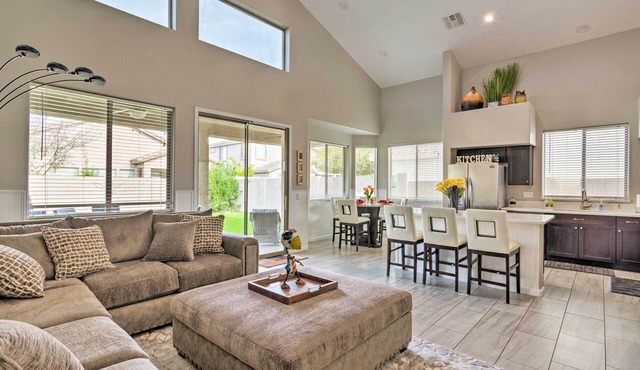 Group Fun in Glendale! Getaway w/Private Pool in Glendale