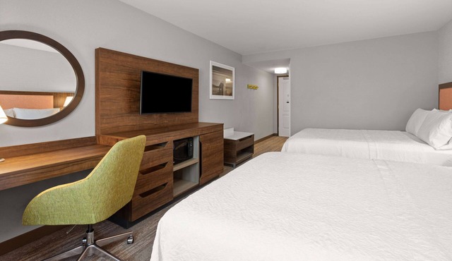Hampton Inn & Suites Burlington in Burlington