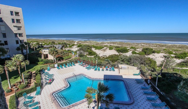 Immaculate 4th floor oceanfront See Description for Renovation Project in Fernandina Beach
