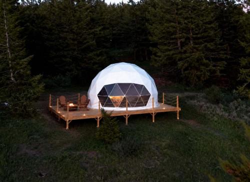 Kelly Canyon Geodesic Dome - Valley View