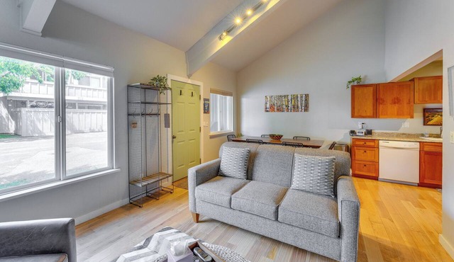 Ketchum Mountain Retreat: Central Location!