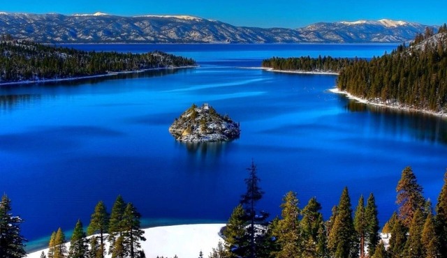 Lake Views! Perfect Mountain Summer Get-a-way No traffic, 8,000 ft. elevation in Stateline