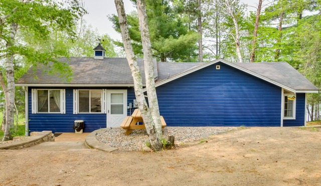 Lakefront Cabin w/Deck, Games, & Views! in Backus