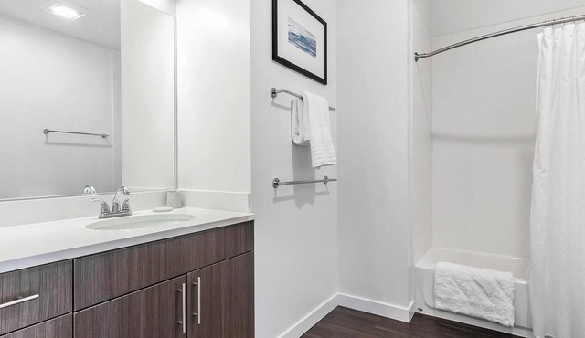 Landing | Spectacular 1BD, Pool, Courtyard