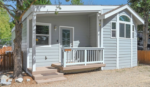 Leisure Time Getaway: Walk to the River, Pets OK in Cascade