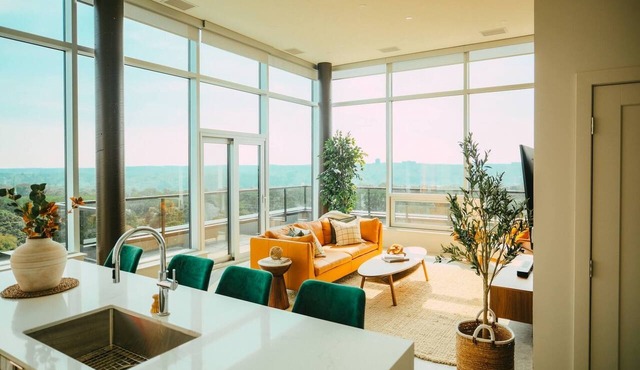 Luxury 2BR Penthouse Apt In Central Halifax! in Halifax