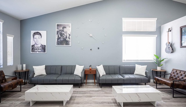 Luxury by the strip 5 star home close to LVB and airport. Great family home. in Henderson