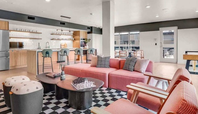 Luxury Central City Escape