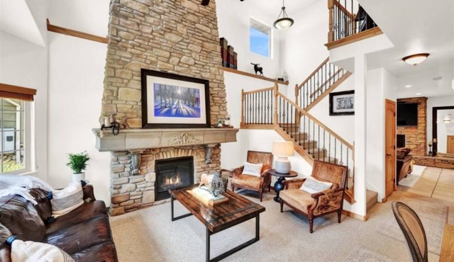 Luxury Mountain Townhome Near Powder Mountain & Snowbasin