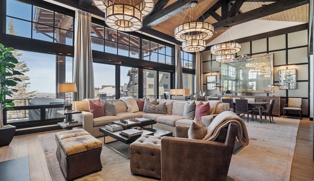 Luxury Ski Townhome | Hot Tub | Fire Pit in Park City