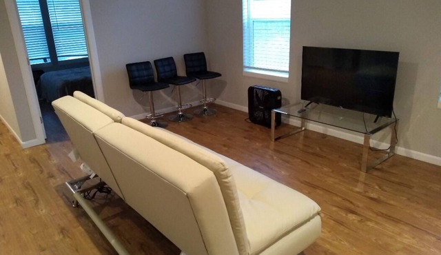 ⁑ Memory Foam Beds, Blackout Curtains & Smart TV