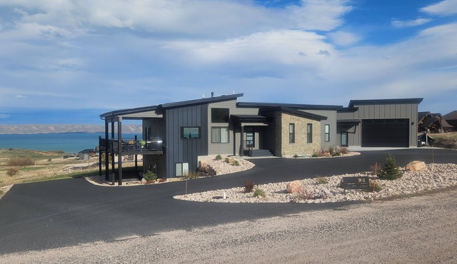 MODERN BEAR Lake House with incredible lake views!