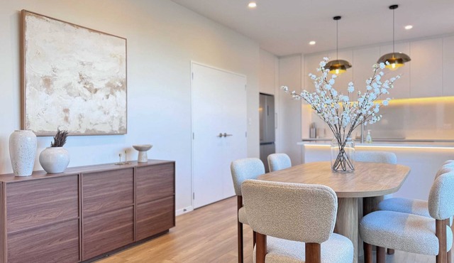 Modern Family St Heliers Stay Proximity to Beach in Auckland