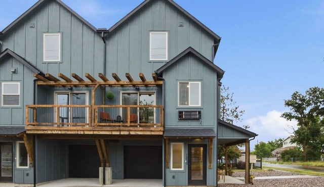 Modern River City TownHome