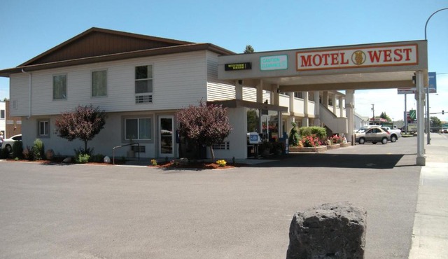 Motel West
