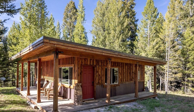 Mountain Cabin Near Yellowstone with Scenic Views, West Yellowstone, Montana