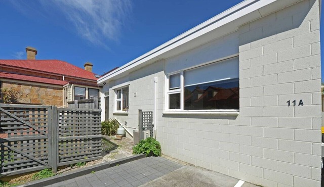 Ms Sophia's Studio Apartment - Historic Battery Pt in Battery Point