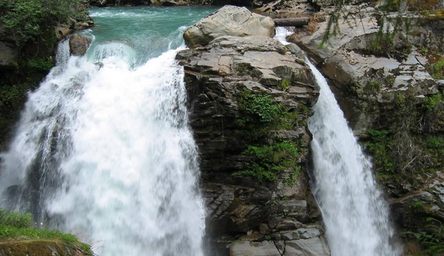 Mt. Baker Lodging Cabin 71 – SLEEPS 4! in Maple Falls