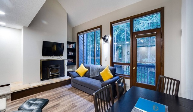Mt. Baker Lodging Condo 68 - Sleeps 4! in Deming