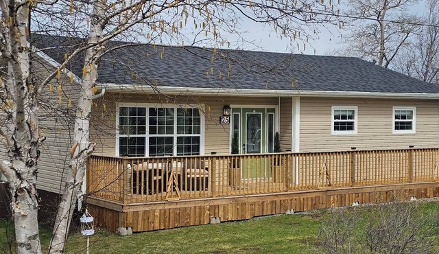 Nan & Pop's Waterfront Retreat, Offering a breathtaking view of the bay! in Birchy Bay