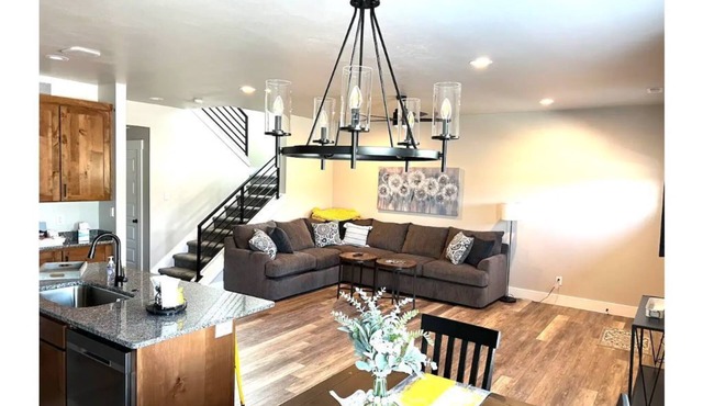 New 3 Bedroom Condo Perfect for an Idaho Adventure