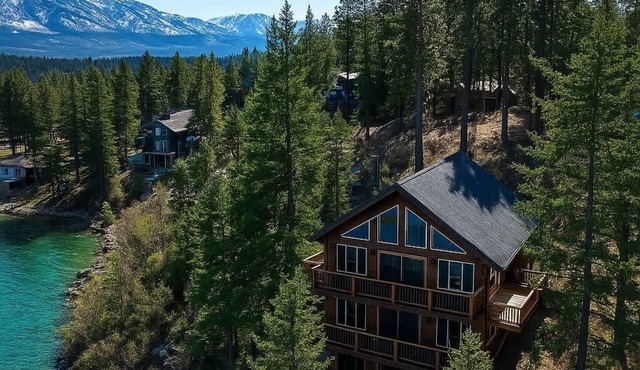 New! Lake & Mountain Views | AC | Sleeps 8