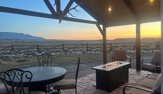 New Listing! Double Master Suites! Mountain View’s on Yellowstone River Property
