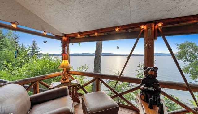 New! Private Lakeside Cabin | Screened Porch, Beach & Dock on Flathead Lake | Polson, MT