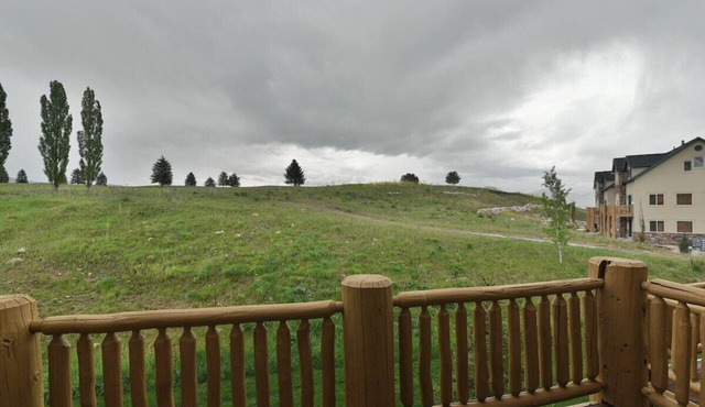 Nice 2 BR 2BTH close to Hot tub