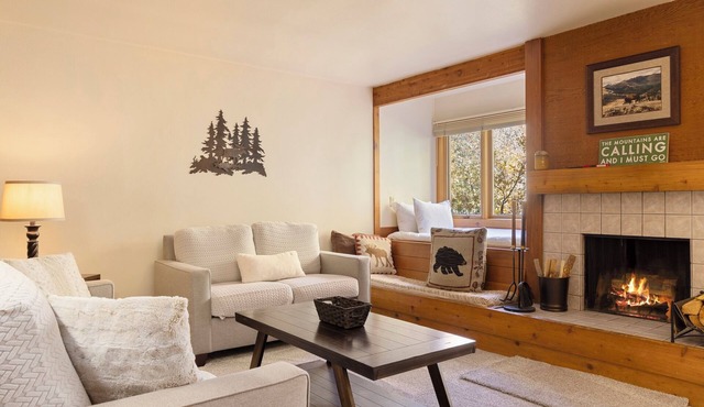 Outpost: Larkspur 1212