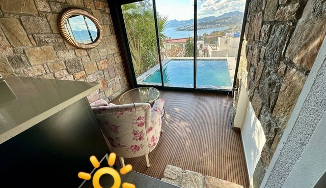 Panoramic Triplex with Jacuzzi in bitez