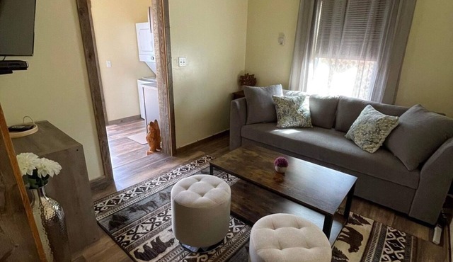 ParkWay Yellowstone Guest House Apartment #3