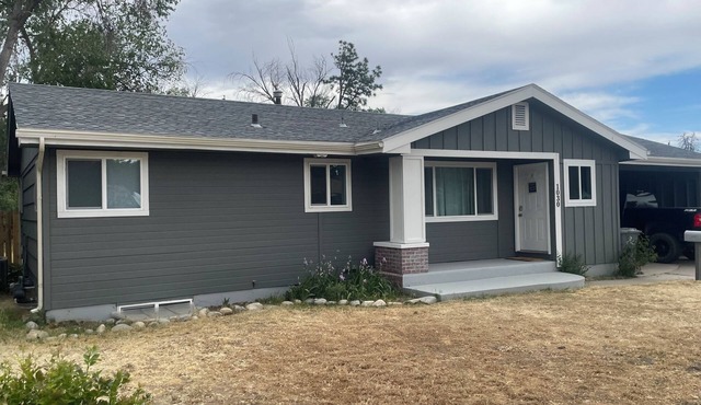 Peaceful 2-bedroom 1 bath house in the heart of Mountain Home