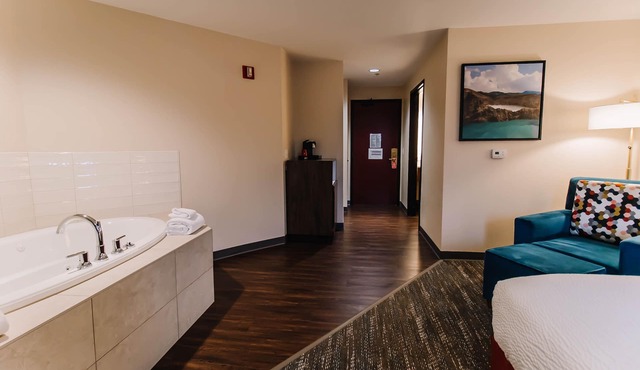 Portlander Inn and Marketplace in Portland