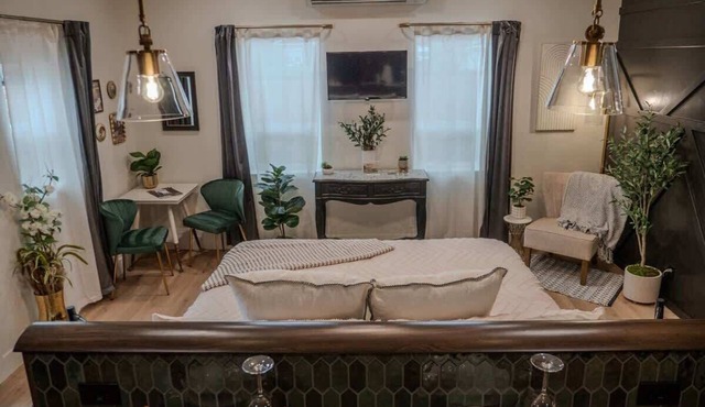 Private Boise King Studio | Sunset District | BSU