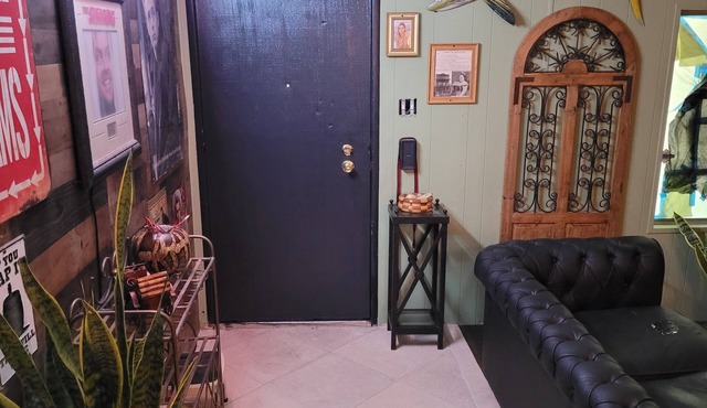 Private Mobile Home Centrally located 20 min. to Stadium 15 min. to Phoenix Open in Phoenix