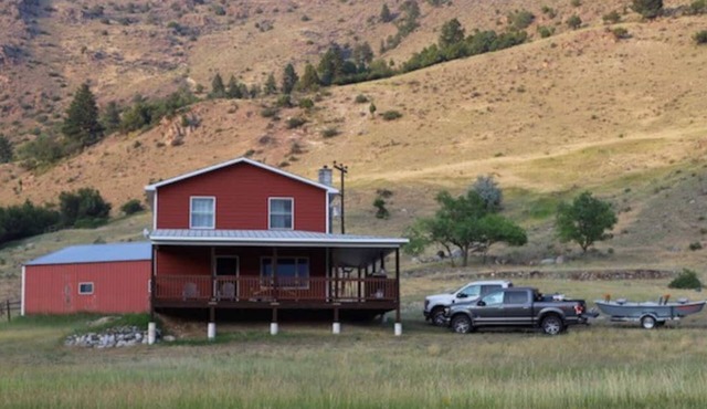 Private Ranch Property Minutes to Yellowstone NP