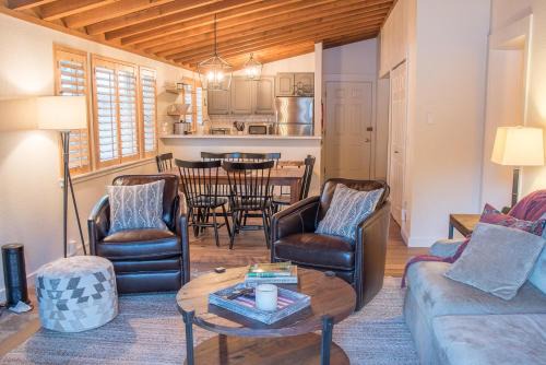 Ranch Condo 3538