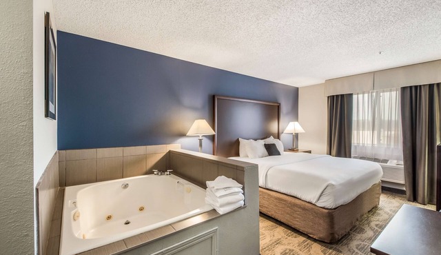 Red Lion Inn & Suites Sequim in Sequim