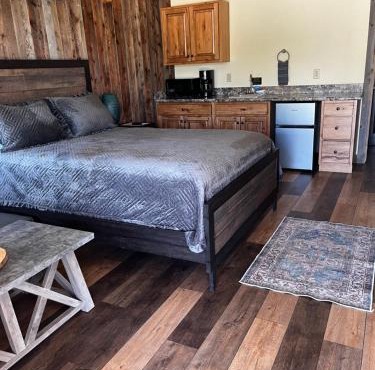 Rhodopa Lodge at Yellowstone