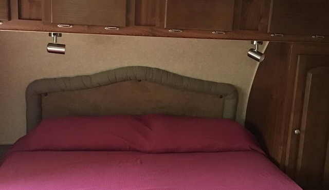 River Road reasonable RV in Frankfort