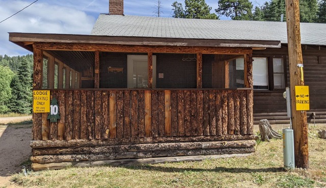 Rustic Cabin #10 next to Lake Isabel - cozy family cabin with fireplace! in Rye